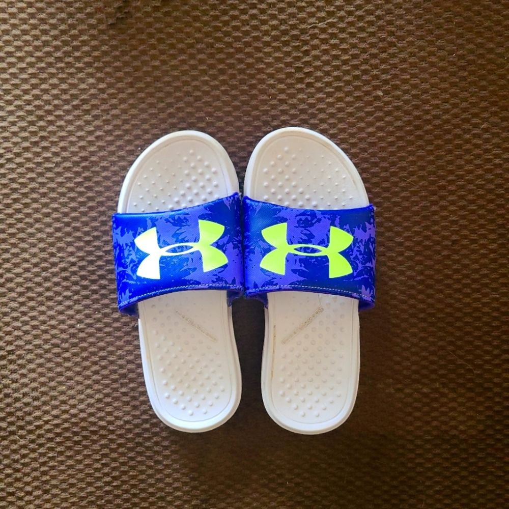 Under Armour slides. Size 6. Blue, green and white. Worn twice.